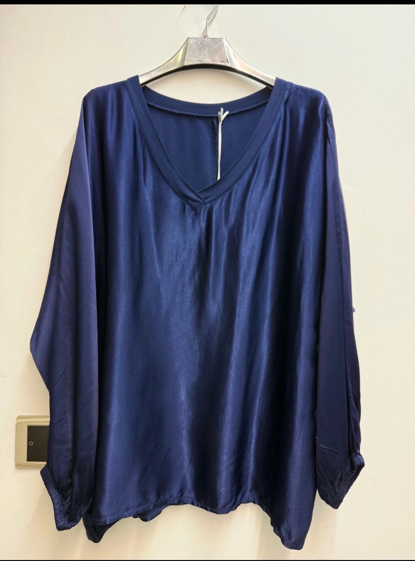 Blouse Satin Eva