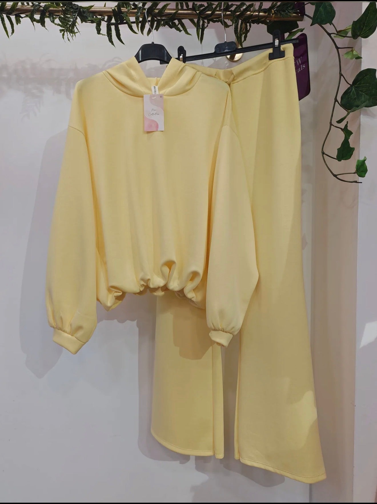 Ensemble Lola